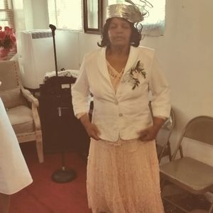 Meet your Posher, Janet